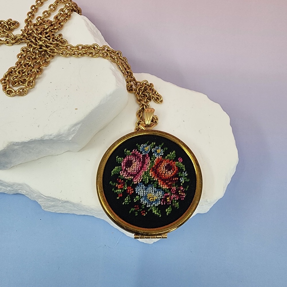 Avon Vintage Floral Needlepoint Locket Necklace Gold Tone Statement Pendant